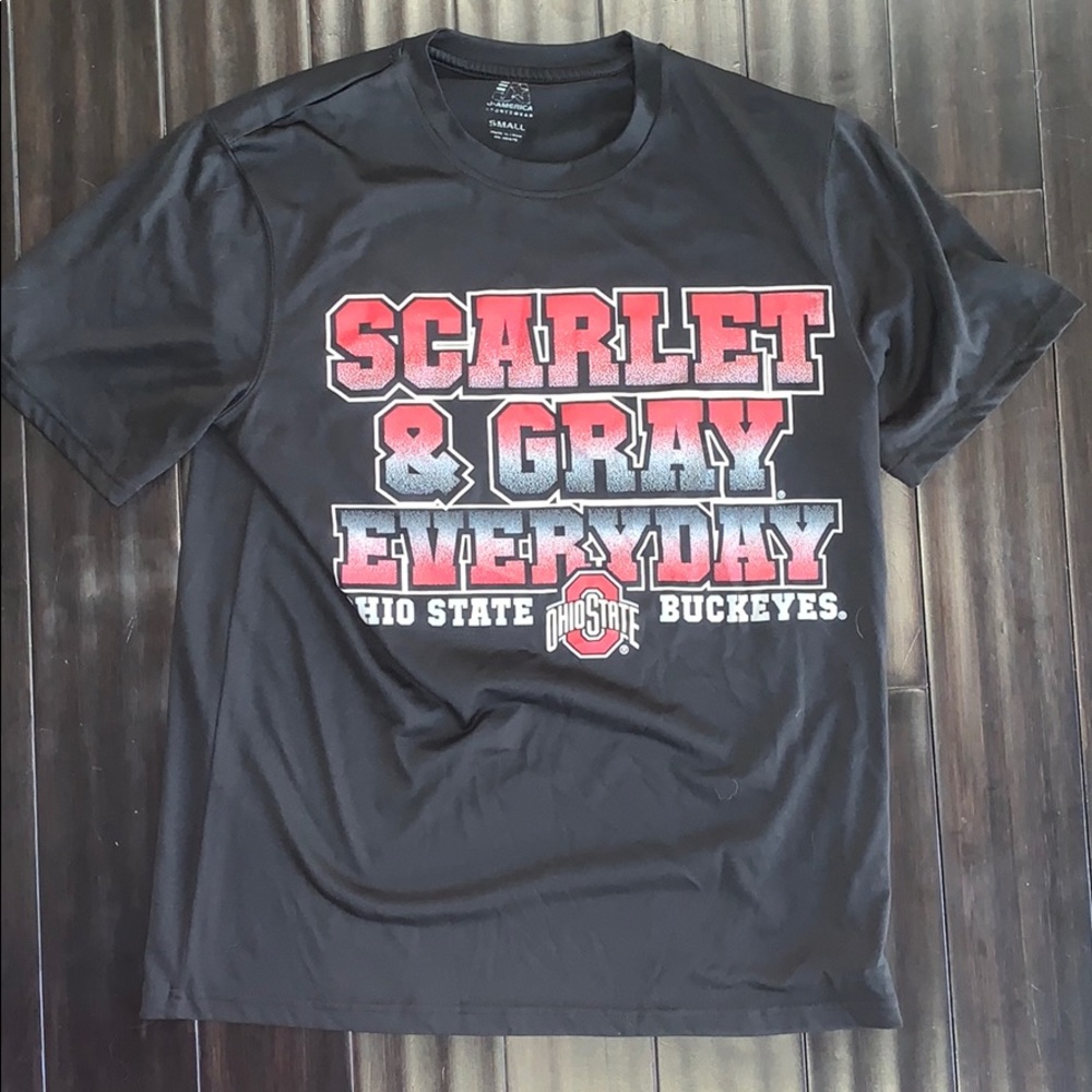 Small OSU Buckeyes shirt !